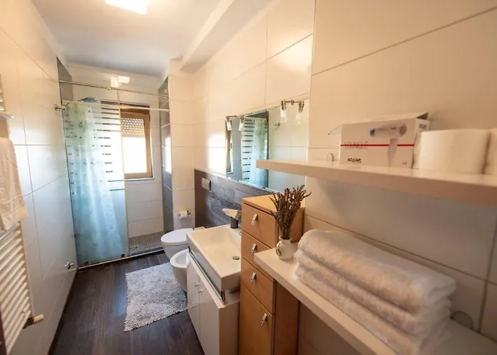 Collective Harmony 3 Bedroom Ideal For Business & Groups * Тирана