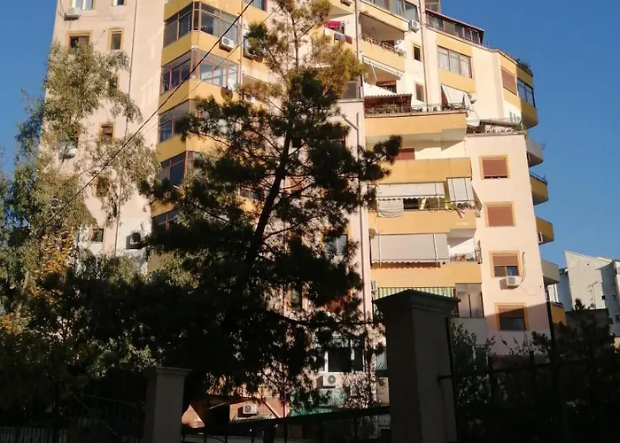 Apartament Collective Harmony 3 Bedroom Ideal For Business & Groups Tirana