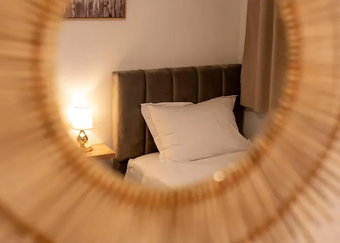 Apartament Collective Harmony 3 Bedroom Ideal For Business & Groups Tirana