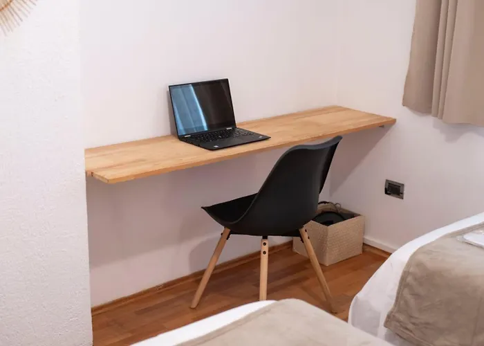 Daire Collective Harmony 3 Bedroom Ideal For Business & Groups Tiran