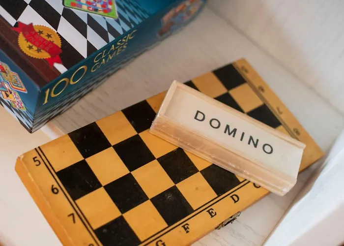 Collective Harmony 3 Bedroom Ideal For Business & Groups * Tiran